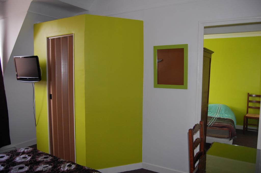 Hotel La Tour Sully-sur-Loire Rum bild
