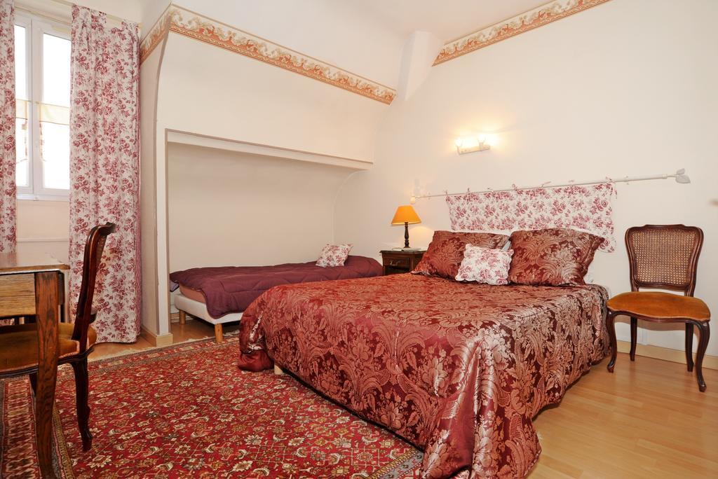 Hotel La Tour Sully-sur-Loire Rum bild