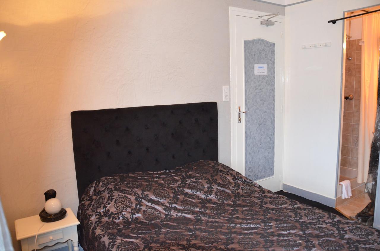 Hotel La Tour Sully-sur-Loire Rum bild